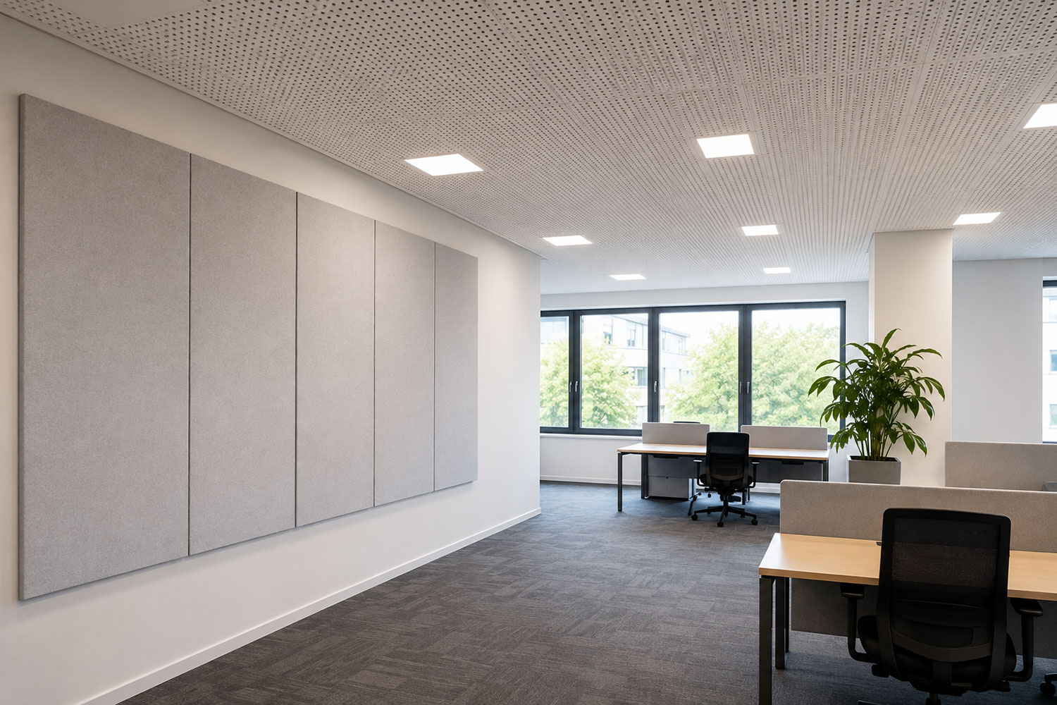 Büro mit Schallschutzwänden
